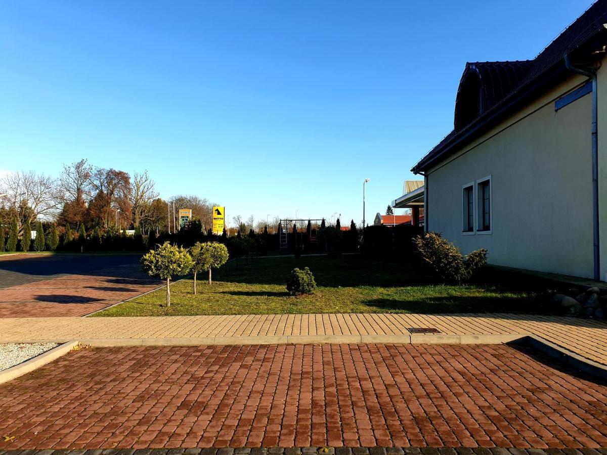 Pokoje Felix Słupsk Exterior foto
